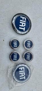 Fiat naafdoppen en emblemen, Ophalen of Verzenden, Zo goed als nieuw