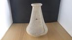 mooie gevormde ietwat gemêleerde vaas, Gebruikt, Overige kleuren, Aardewerk of Porselein, Ophalen of Verzenden
