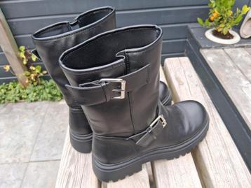 Dames schoenen  beschikbaar voor biedingen