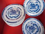 11x borden chinees porcelein met tempel blauw-wit 23cm breed, Antiek en Kunst, Ophalen of Verzenden