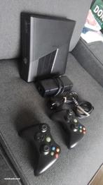 Mooie Xbox met 2 controller kabels en voeding, 360 S, Ophalen of Verzenden, Zo goed als nieuw, Met 1 controller