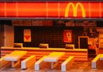 Black Box Diorama 1:64 Diorama Mcdonalds parking lot met led, Black Box Diorama, -, Nieuw, Ophalen of Verzenden