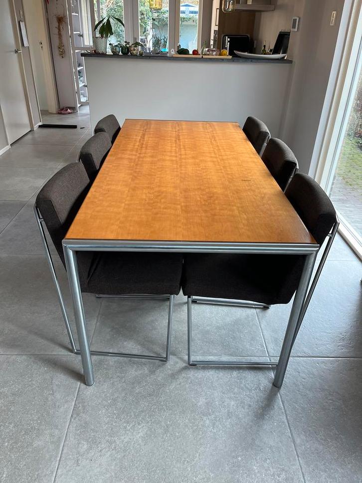 Eettafel en 6 Harvink stoelen, Nederlands design, Huis en Inrichting, Complete eetkamers, Gebruikt, 6 tot 8 stoelen, Ophalen