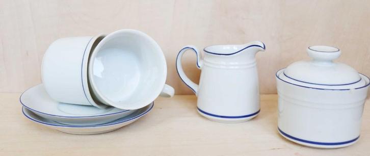 Kop en schotel, suikerpot, melkkannetje -Mitterteich Bavaria, Huis en Inrichting, Keuken | Servies, Gebruikt, Kop(pen) en/of Schotel(s)