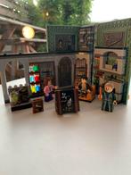 Harry potter boek lego 76383, Verzamelen, Harry Potter, Ophalen of Verzenden, Zo goed als nieuw, Boek of Poster