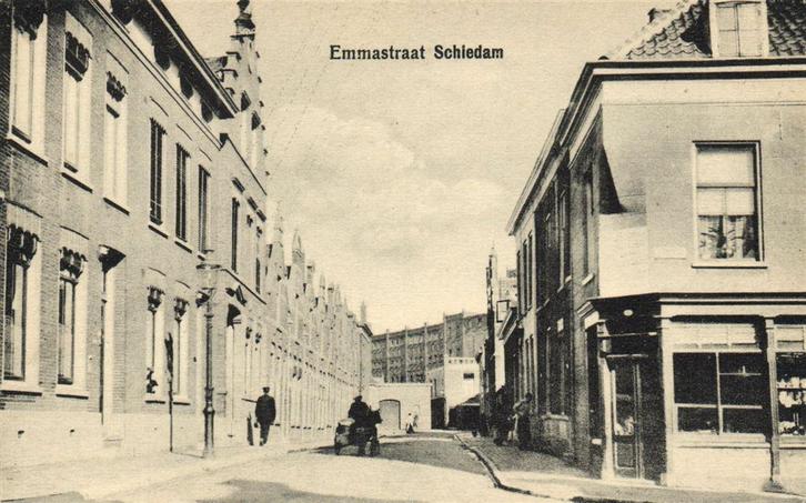 Emmastraat Schiedam - ongelopen, Verzamelen, Ansichtkaarten | Nederland, Ongelopen, Zuid-Holland, Voor 1920, Ophalen of Verzenden