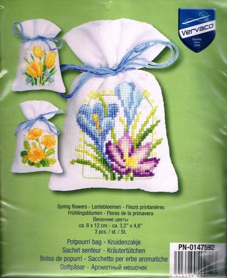 Cado vervaco borduurpakket set van 3 geurzakjes  bloemen, Hobby en Vrije tijd, Borduren en Borduurmachines, Nieuw, Borduurpakket