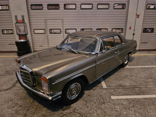 Sun Star Platinum Mercedes Strich 8 Coupé 1973 1/18 in ovp, Hobby en Vrije tijd, Modelauto's | 1:18, Zo goed als nieuw, Auto, Sun Star