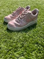 Nike air force 1 maat 36,5, Kleding | Dames, Schoenen, Nike, Ophalen of Verzenden, Sneakers of Gympen, Roze