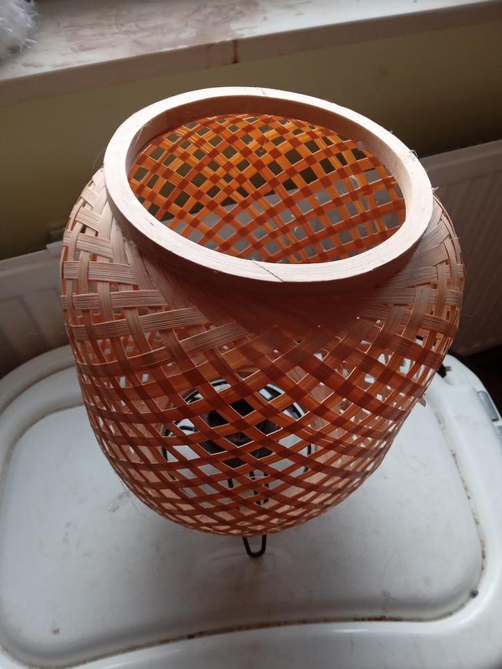 Tafel lamp, Huis en Inrichting, Lampen | Lampenkappen, Rond, Ophalen of Verzenden