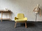 Normann Copenhagen Era Lounge Chair geel bij TheReSales, Huis en Inrichting, Fauteuils, Hout, Minder dan 75 cm, Ophalen of Verzenden