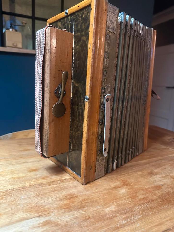 Antieke Apollo Trekzak, Muziek en Instrumenten, Accordeons, Gebruikt, Knopaccordeon, Overige formaten, Overige merken, Ophalen of Verzenden
