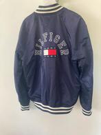 Tommy Jeans Baseball Jas, Kleding | Heren, Jassen | Zomer, Ophalen of Verzenden, Zo goed als nieuw, Blauw