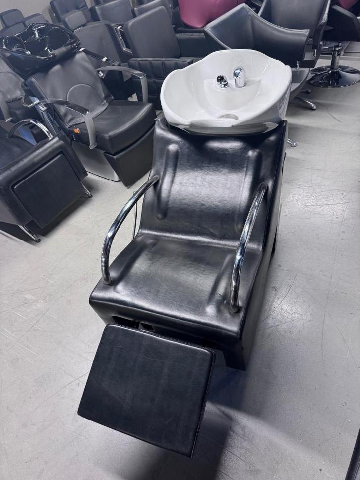wasunit zwart kapper kapsalon voetsteun comfortabel wasbak, Huis en Inrichting, Stoelen, Nieuw, Vijf, Zes of meer stoelen, Kunststof