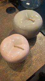 Gray and pink decoration apple, Verzamelen, Ophalen of Verzenden, Zo goed als nieuw, Dier