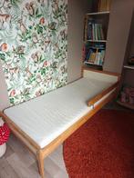 Peuter bed incl matras, Huis en Inrichting, Slaapkamer | Bedden, Wit, Hout, Eenpersoons, 70 cm of minder