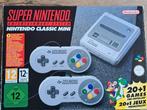Super Nintendo Classic Mini, Spelcomputers en Games, Spelcomputers | Nintendo Super NES, Ophalen, Zo goed als nieuw, Met 2 controllers