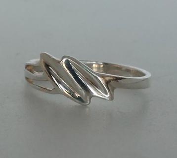 Zilveren ring 925 zilver maat 16,4