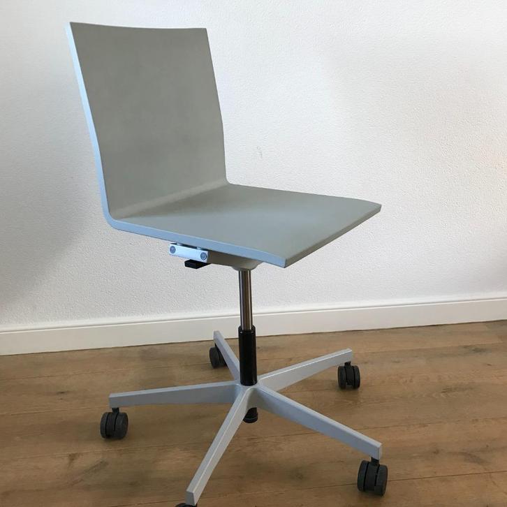 1 IZGS Vitra Chair stoel bureaustoel MVS 04 .04 MVS.04, Huis en Inrichting, Bureaustoelen, Zwart, Ophalen