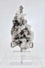 Feather Calciet met Pyriet, Verzenden