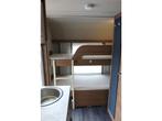 Knaus Sport Selection 400 LK Airco Mover VT 1500KG Stapelbed, Caravans en Kamperen, Caravans, Bedrijf, Treinzit, 750 - 1000 kg