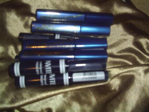 89 st Invite mascara's groen, kleinere afname kan ook., Sieraden, Tassen en Uiterlijk, Uiterlijk | Cosmetica en Make-up, Nieuw