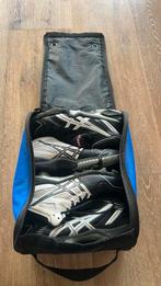 2 paar asics korfbalschoenen met tas, Sport en Fitness, Korfbal, Ophalen of Verzenden, Zo goed als nieuw, Schoenen