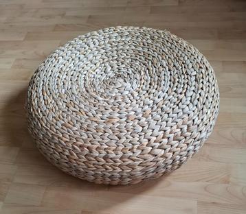 Poef rotan Ikea beschikbaar voor biedingen