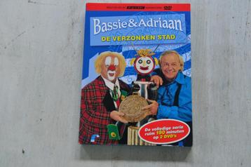 BASSIE & ADRIAAN = De Verzonken Stad 2DVDbox De volledige S beschikbaar voor biedingen