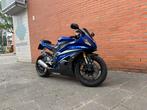 Yamaha YZF-R6 (2007) –blauw liefhebbersmotor met BOS-uitlaat, Motoren, Particulier, Super Sport