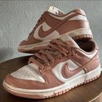 Nike Dunk Low Disrupt 2 - Maat 37,5, Ophalen of Verzenden, Gedragen, Roze, Sneakers of Gympen