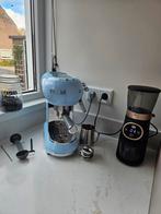 Licht blauwe Smeg espressomachine, Witgoed en Apparatuur, Koffiezetapparaten, Ophalen, Zo goed als nieuw, Espresso apparaat