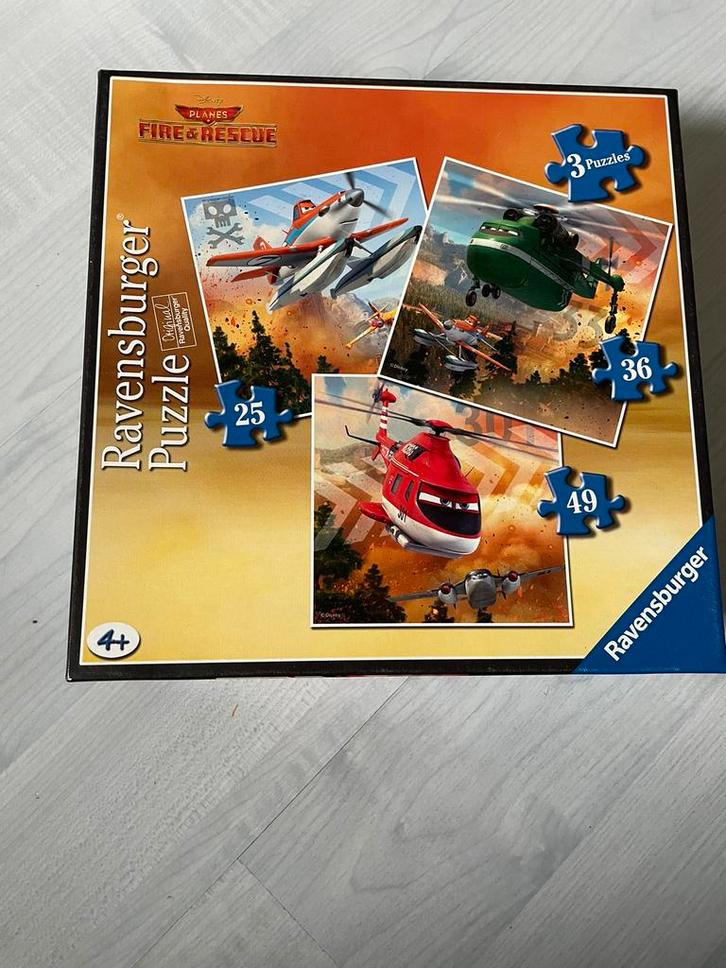 Disney cars planes puzzel 3 in 1, Kinderen en Baby's, Speelgoed | Kinderpuzzels, Zo goed als nieuw, 4 tot 6 jaar, 10 tot 50 stukjes