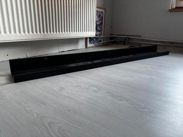 5x IKEA Wandplanken - Zwart - Zonder Beschadigingen beschikbaar voor biedingen