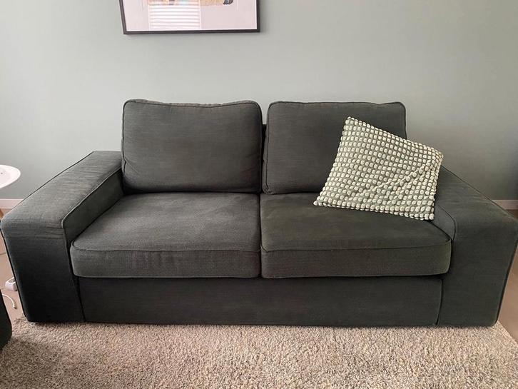 2x Ikea KIVIK 2-zitsbank - Donkergroen (Geverfd), Huis en Inrichting, Banken | Bankstellen, Gebruikt, Rechte bank, Tweepersoons