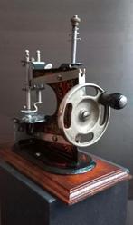 Antieke miniatuur naaimachine uit duitsland 14x14x7 cm -Nr 1, Antiek en Kunst, Ophalen of Verzenden