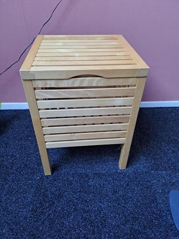Krukje met opbergruimte, Huis en Inrichting, Krukjes, Gebruikt, Hout, Ophalen