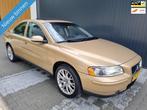 Volvo S60 2.4 DRIVERS EDITION SCHUIF/KANTELDAK LMV, Auto's, Volvo, Zwart, Overige kleuren, S60, Bedrijf