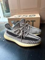 Adidas Yeezy 350 v2 zyon maat 43 1/3, Zwart, Ophalen of Verzenden, Yeezy, Sneakers of Gympen