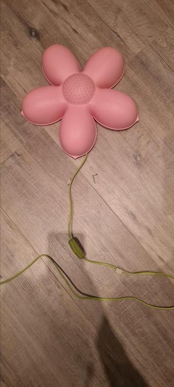 Ikea Smila Blomma wandlamp