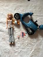 Bratz barbie met scooter, Ophalen of Verzenden, Zo goed als nieuw