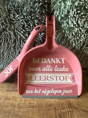 Juffen / Meester cadeautje beschikbaar voor biedingen