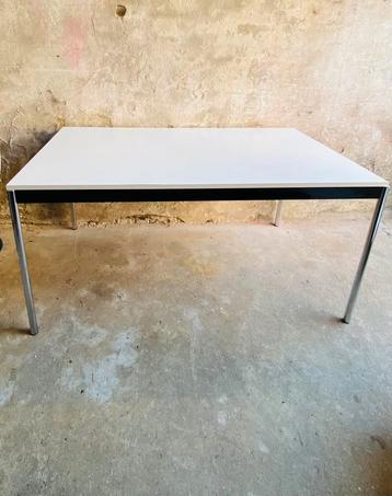 Jaren 80 verlengbare eettafel tot 215 cm beschikbaar voor biedingen