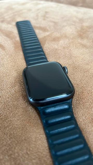 Apple Watch SE 40mm beschikbaar voor biedingen
