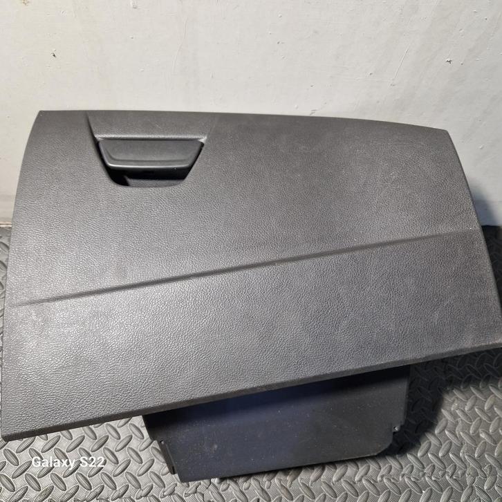 FORD FOCUS MK3 HB | HANDSCHOENENKASTJE, Auto-onderdelen, Dashboard en Schakelaars, Ford, Gebruikt, Ophalen of Verzenden