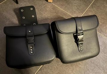 2 Zwarte Motor Zadeltassen / Zadel Tas Opbergtas Zijkoffer beschikbaar voor biedingen