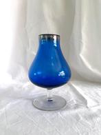 Antiek, blauw vaasje uit Oost Duitsland, Antiek en Kunst, Ophalen of Verzenden