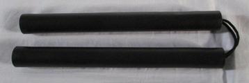 #E15 Oefen nunchaku zwart foam beschikbaar voor biedingen