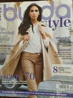 Burda Style oktober 2011 met 8 modellen voor beginners, Hobby en Vrije tijd, Kledingpatronen, Ophalen of Verzenden, Zo goed als nieuw