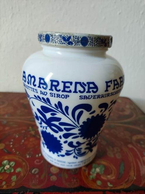 Mooie vintage pot van melkglas, van Amarena kersen, Antiek en Kunst, Antiek | Glas en Kristal, Verzenden